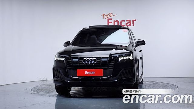 Audi Q7 2023 — photo 3