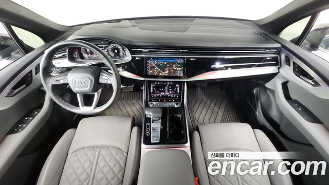 Audi Q7 2023 — photo 7