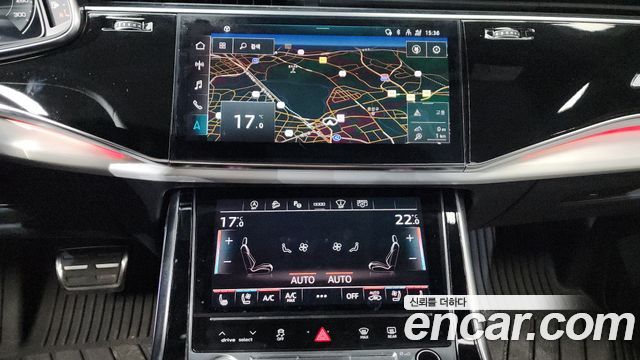Audi Q7 2023 — photo 12