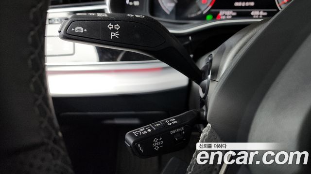 Audi Q7 2023 — photo 17