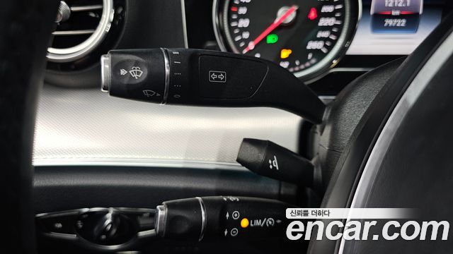 Mercedes-Benz E-Class 2018 — photo 20