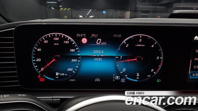 Mercedes-Benz GLE-Class 2023 — photo 8