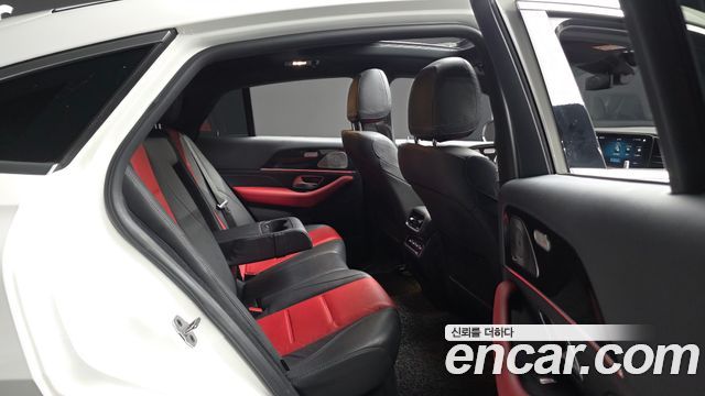 Mercedes-Benz GLE-Class 2023 — photo 12