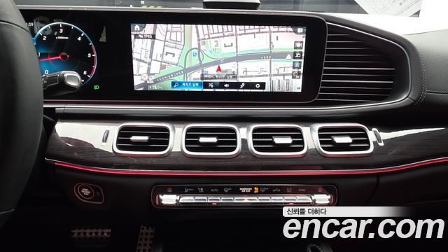Mercedes-Benz GLE-Class 2023 — photo 15
