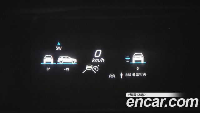 Mercedes-Benz GLE-Class 2023 — photo 16