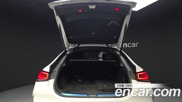 Mercedes-Benz GLE-Class 2023 — photo 19