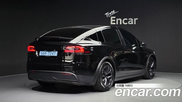 Tesla Model X 2026 — photo 2