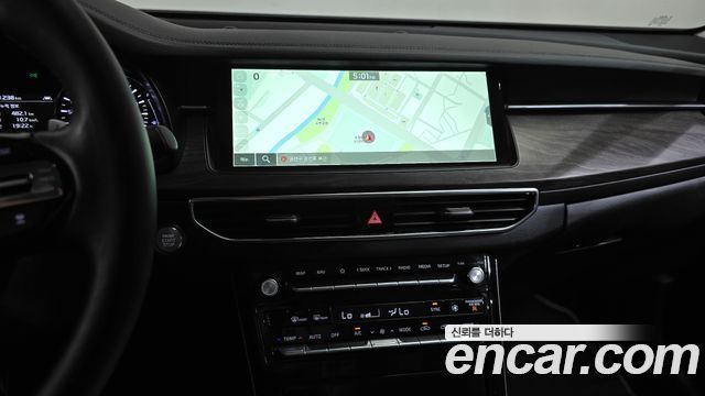 Kia K7 2020 — photo 18