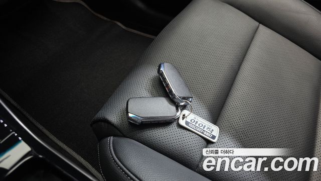 Kia K7 2020 — photo 21