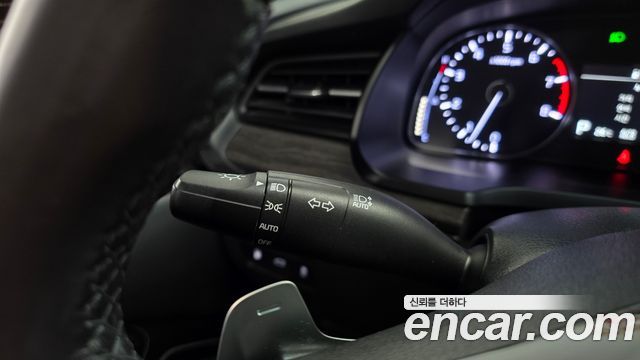 Kia K7 2020 — photo 29