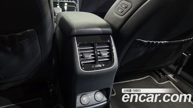Kia K7 2020 — photo 30