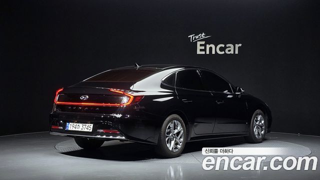 Hyundai Sonata 2022 — photo 2