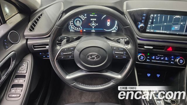 Hyundai Sonata 2022 — photo 13