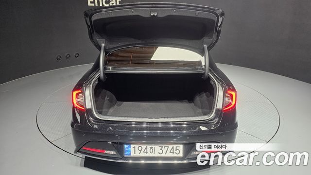 Hyundai Sonata 2022 — photo 20