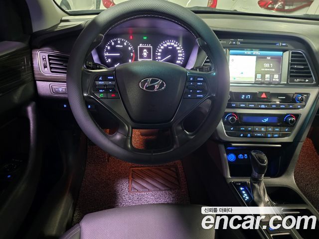 Hyundai Sonata 2015 — photo 13
