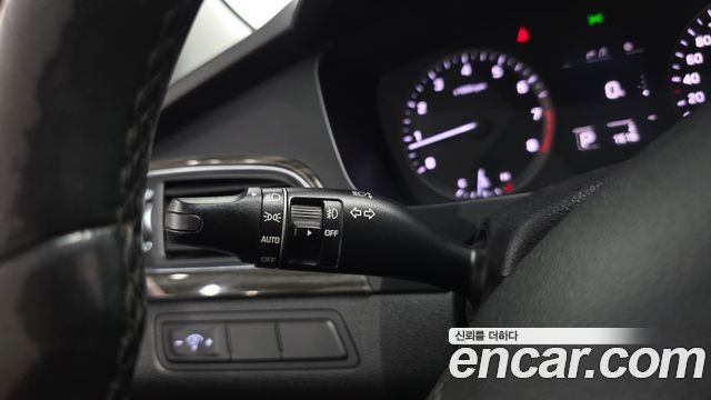 Hyundai Sonata 2015 — photo 17