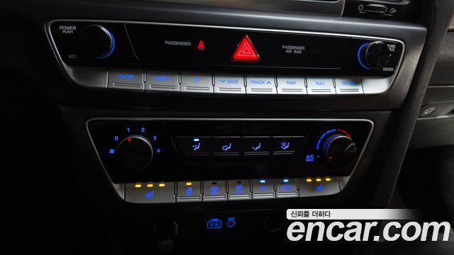 Hyundai Sonata 2019 — photo 28