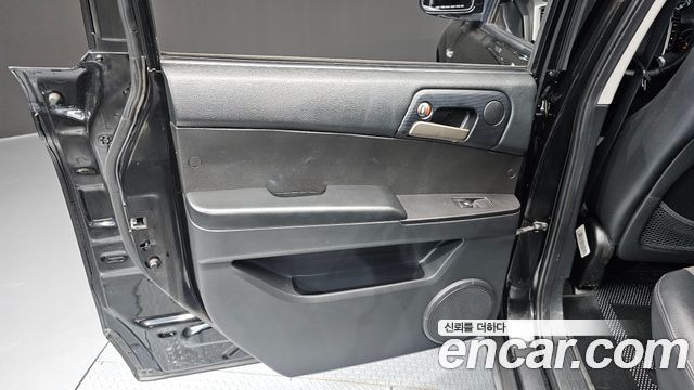 KG Mobility KORANDO 2014 — photo 15