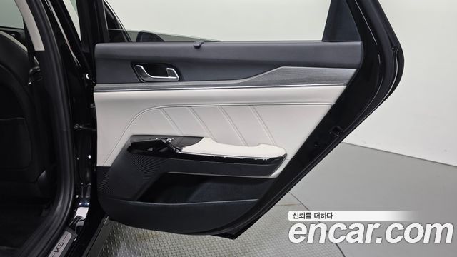 Kia K5 2025 — photo 15