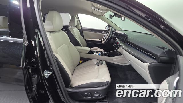 Kia K5 2025 — photo 16