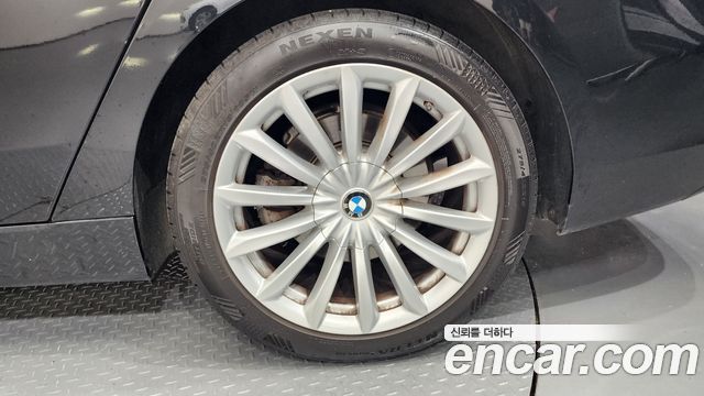 BMW Gran Turismo 2022 — photo 7