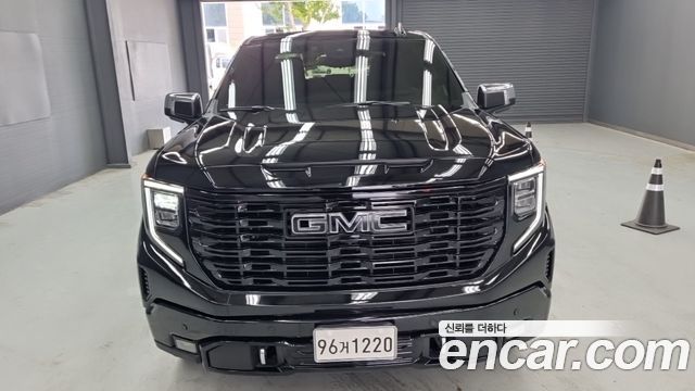 GMC Sierra 2026 — photo 1