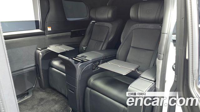 Lexus LM 2025 — photo 11