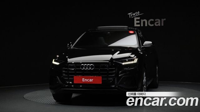 Audi Q8 2022 — photo 3
