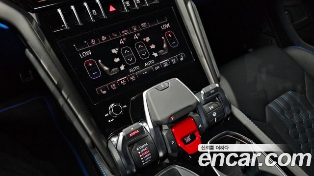 Lamborghini Urus 2024 — photo 9