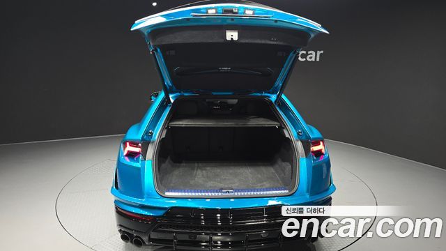 Lamborghini Urus 2024 — photo 20