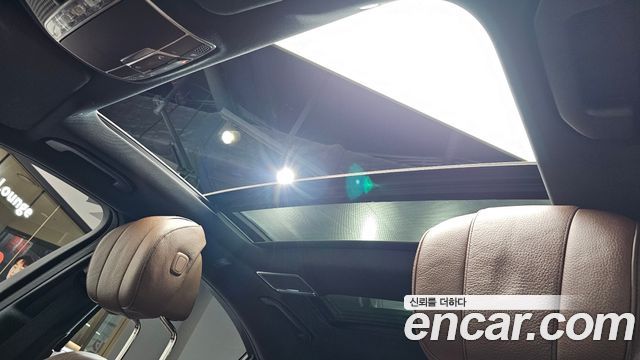 Mercedes-Benz S-Class 2018 — photo 24