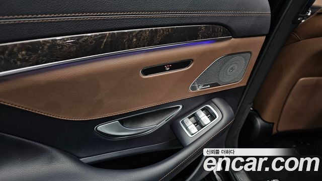 Mercedes-Benz S-Class 2018 — photo 25