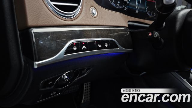 Mercedes-Benz S-Class 2018 — photo 28