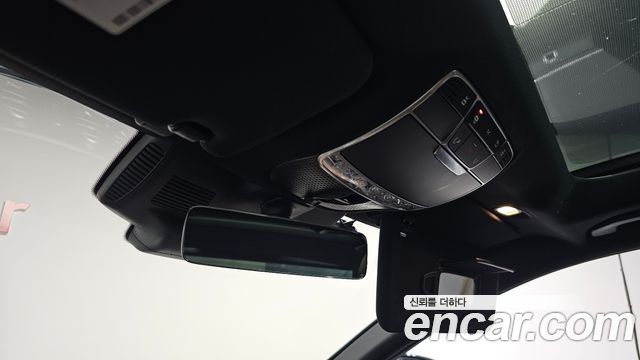 Mercedes-Benz S-Class 2018 — photo 36