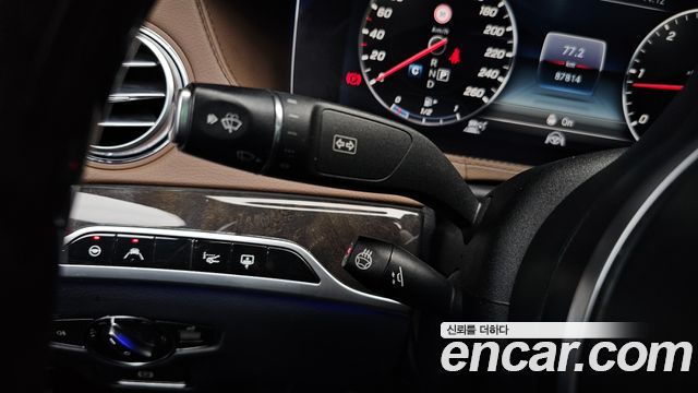 Mercedes-Benz S-Class 2018 — photo 37