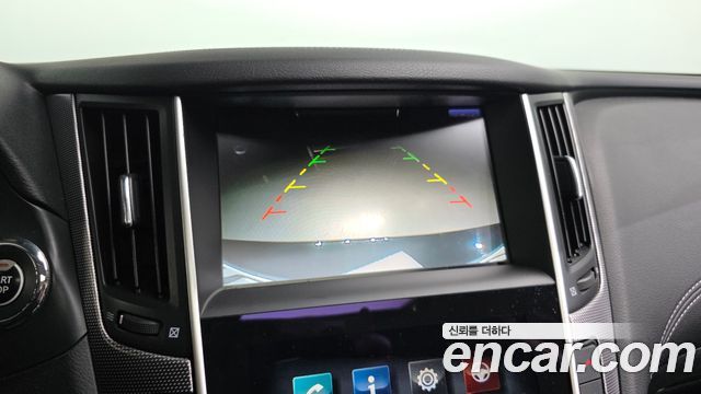 Infiniti Q50 2018 — photo 14