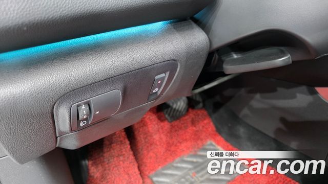 Renault Korea SM6 2021 — photo 25