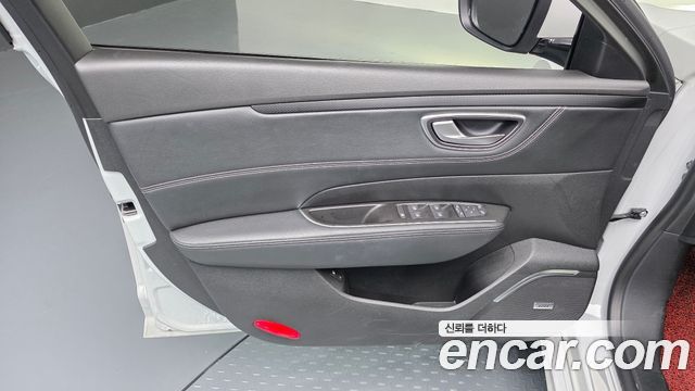 Renault Korea SM6 2021 — photo 14