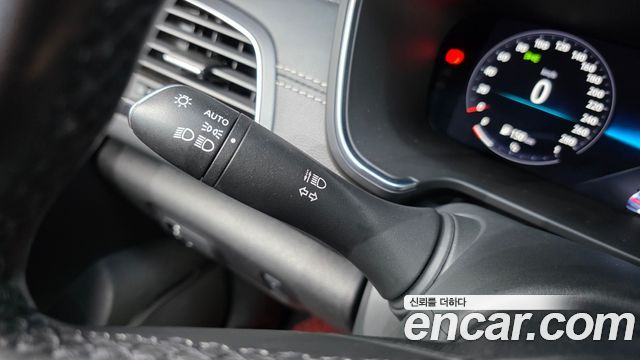 Renault Korea SM6 2021 — photo 29