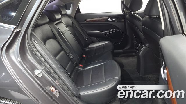 Kia K7 2016 — photo 12