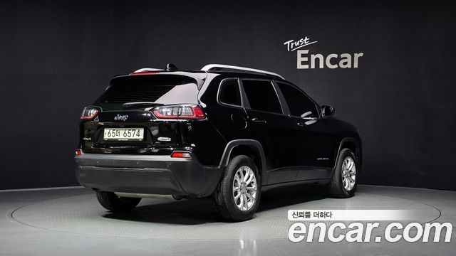 Jeep Cherokee 2019 — photo 2