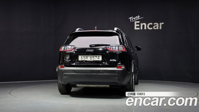 Jeep Cherokee 2019 — photo 4