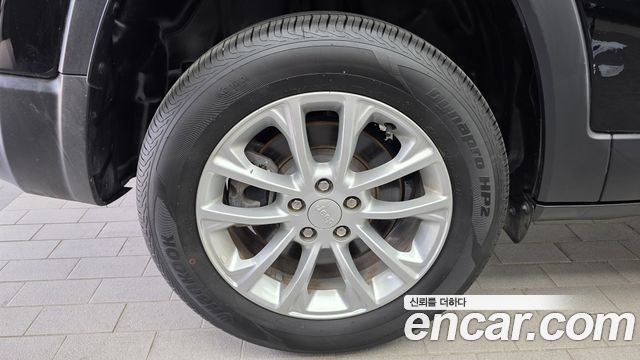 Jeep Cherokee 2019 — photo 5