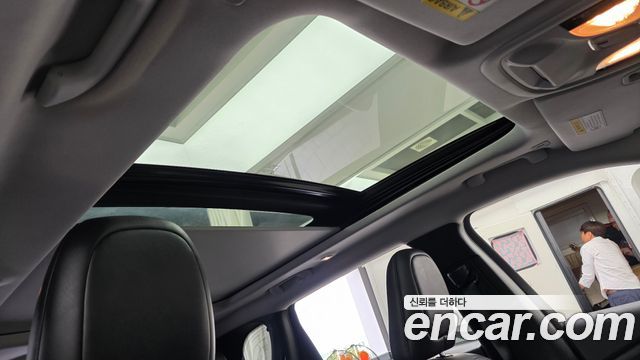 Jeep Cherokee 2019 — photo 23