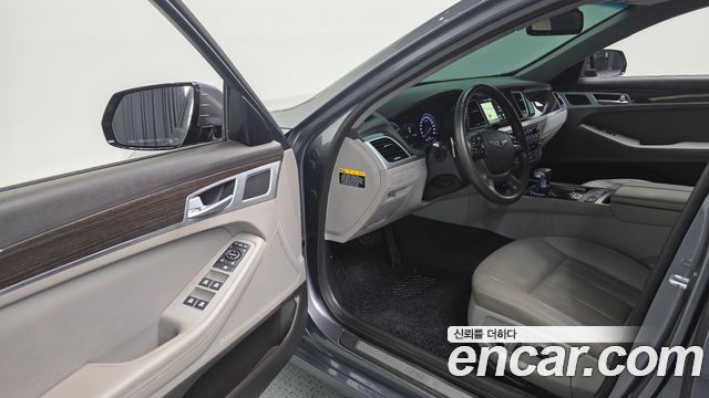 Hyundai Genesis 2016 — photo 17