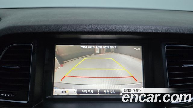 Hyundai Genesis 2016 — photo 25