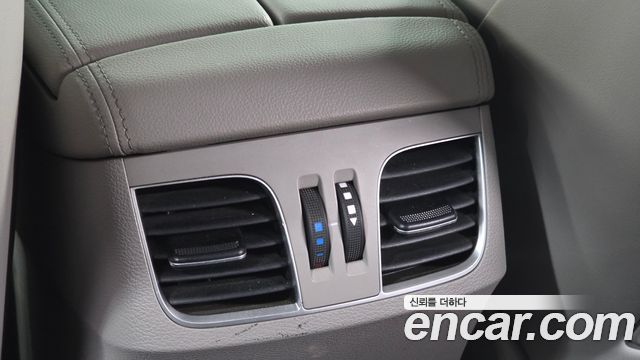 Hyundai Genesis 2016 — photo 27
