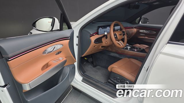 Genesis GV70 2025 — photo 13