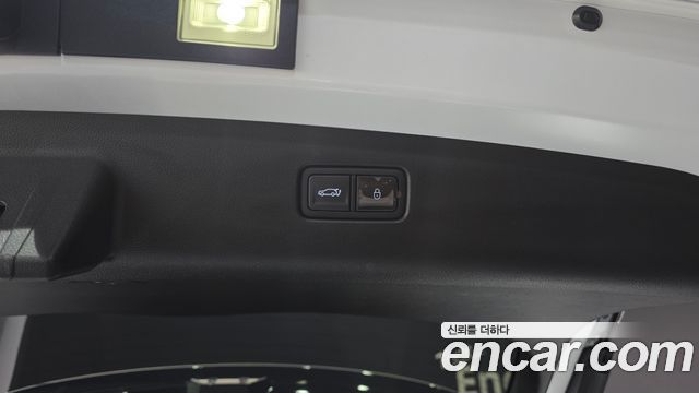 Genesis GV70 2025 — photo 23