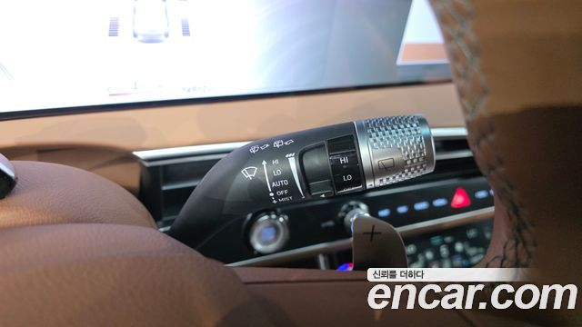 Genesis GV70 2025 — photo 28